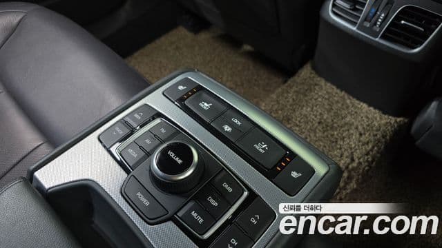 Genesis G80 Premium Luxury, 2019 19