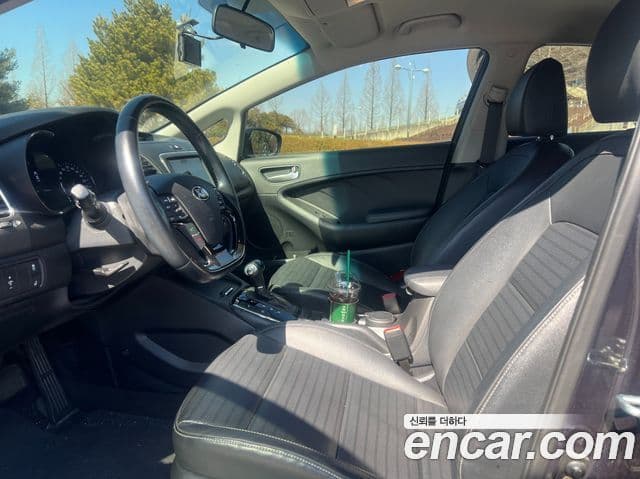 Kia The / новый New K3 Prestige, 2016 8