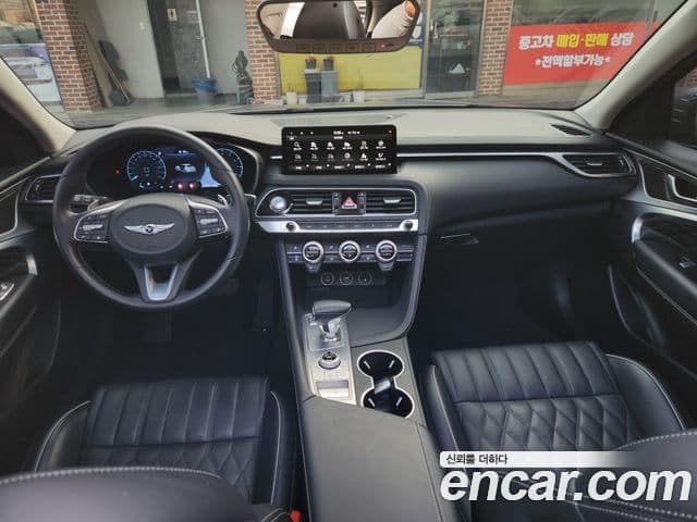 Genesis The / новый New G70, 2021 все фото