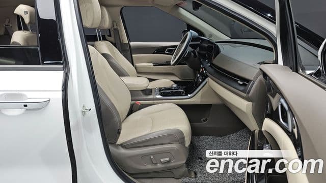 Kia Carnival 4세대 Signature, 2021 11