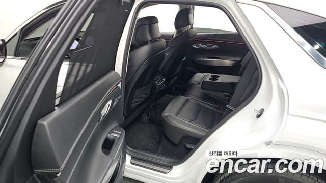 Genesis GV70, 2025 13