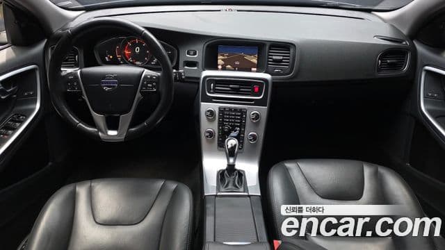 Volvo V60 1세대, 2017 7