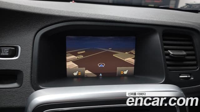 Volvo V60 1세대, 2017 14