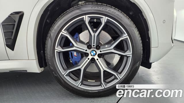 BMW X5 (G05) xDrive 40i M Sport, 2025 все фото