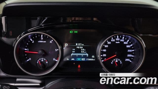 Kia Carnival 4세대 Prestige, 2022 8