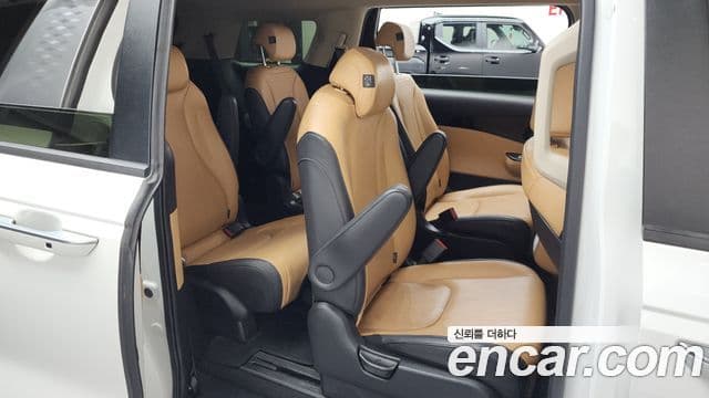 Kia Carnival 4세대 Prestige, 2022 12