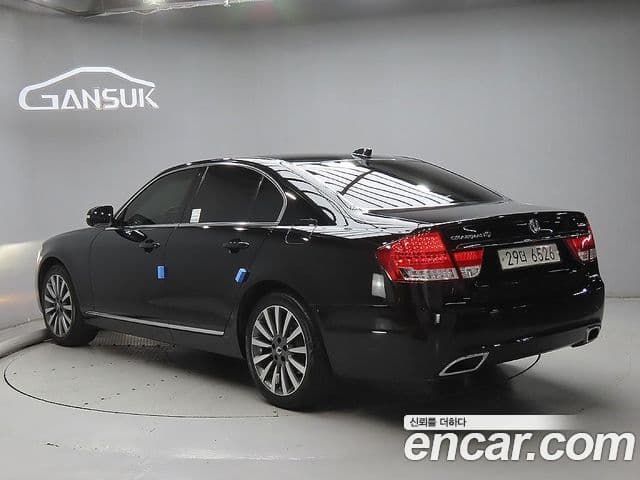 KG모빌리티(SsangYong) 뉴체어맨 W Prestige, 2015 2