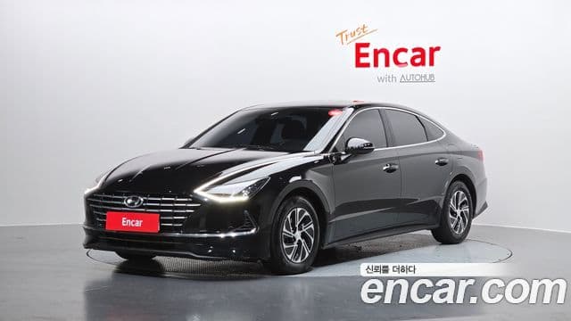 Hyundai Sonata гибрид (DN8) Modern, 2022 1