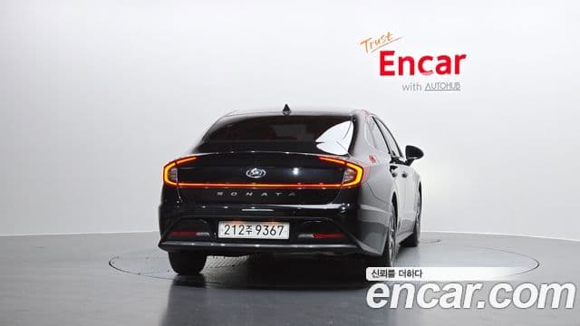 Hyundai Sonata гибрид (DN8) Modern, 2022 4