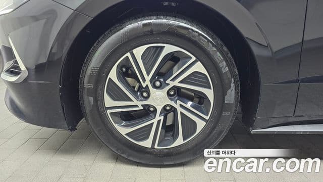 Hyundai Sonata гибрид (DN8) Modern, 2022 все фото