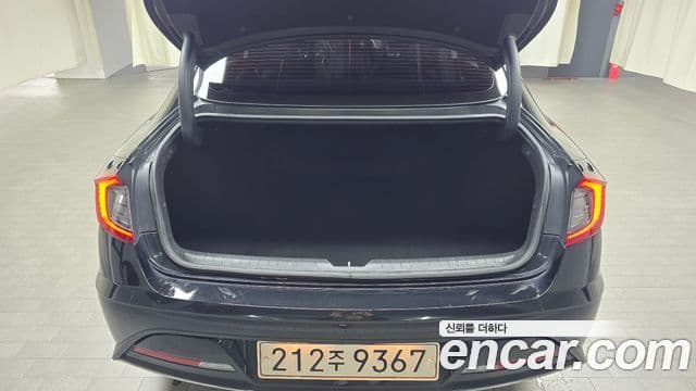 Hyundai Sonata гибрид (DN8) Modern, 2022 20