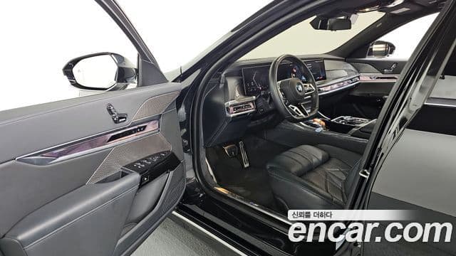 BMW 7시리즈 (G70) 740d xDrive M Sport, 2024 11
