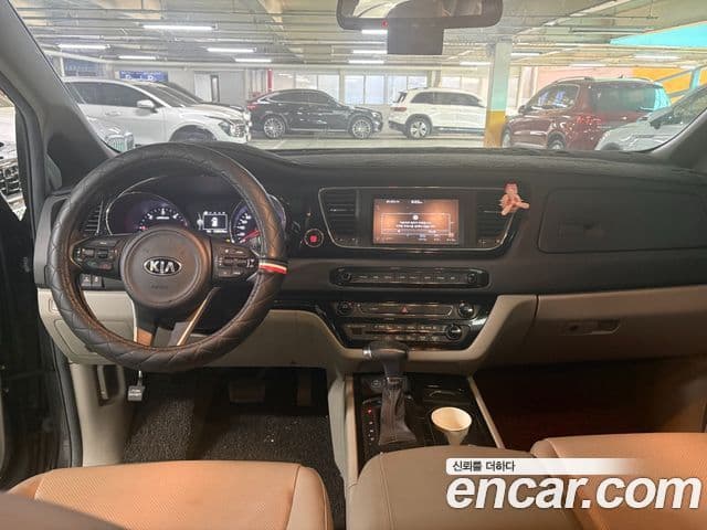 Kia All New Carnival Prestige, 2017 6