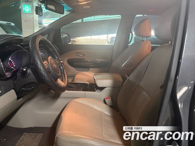 Kia All New Carnival Prestige, 2017 11