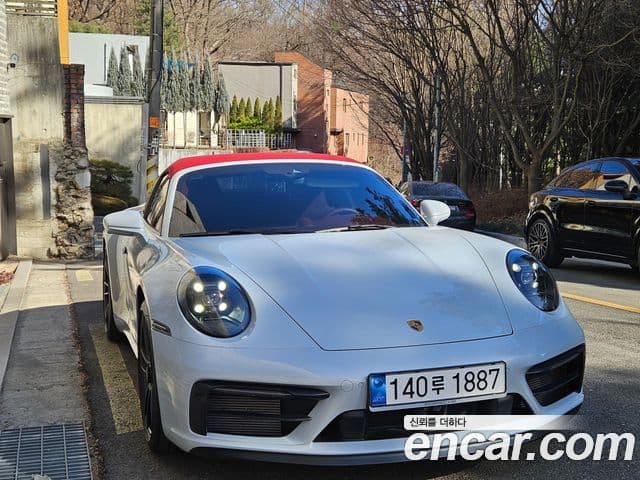 Porsche 911 (992) Targa 4 GTS, 2024 3