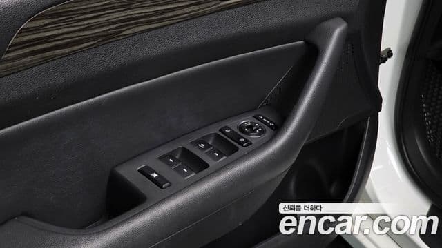 Hyundai LF Sonata 2.0 Smart, 2015 17