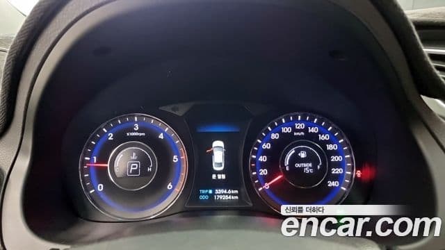 Hyundai i40 살룬 Modern, 2013 8