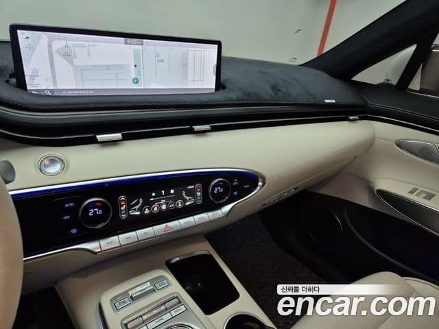 Genesis electrified GV70 e-AWD, 2022 14