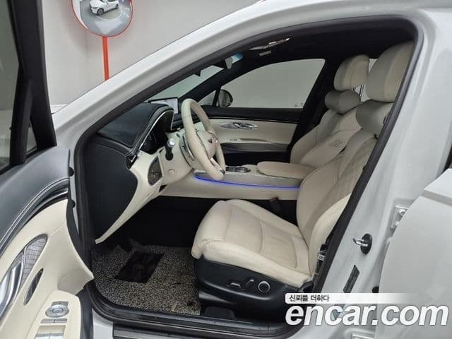 Genesis electrified GV70 e-AWD, 2022 16