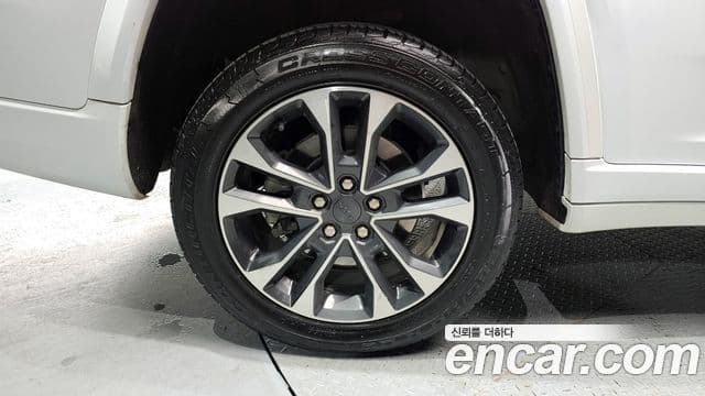 Jeep Grand Cherokee(WL) L 3.6 Overland, 2021 все фото