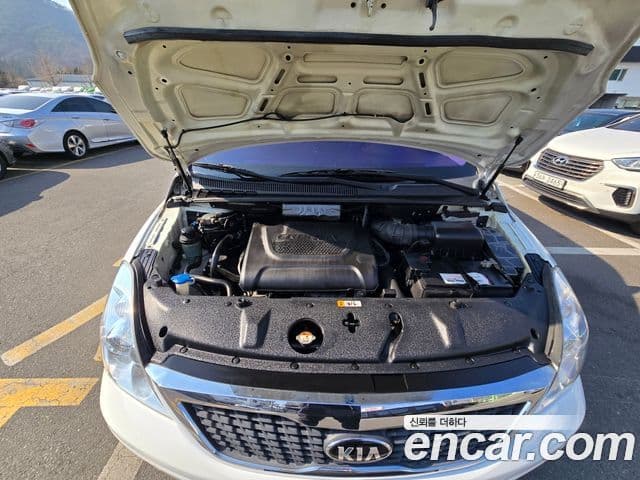 Kia Carnival R топовая версия, 2014 все фото