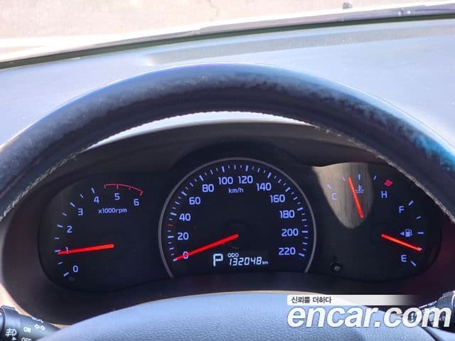 Kia Carnival R топовая версия, 2014 9