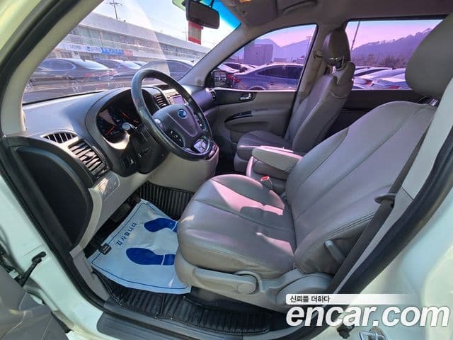 Kia Carnival R топовая версия, 2014 17