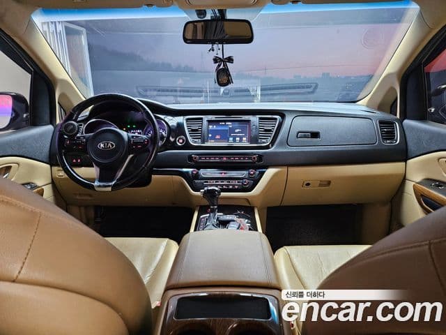 Kia All New Carnival Prestige, 2016 10