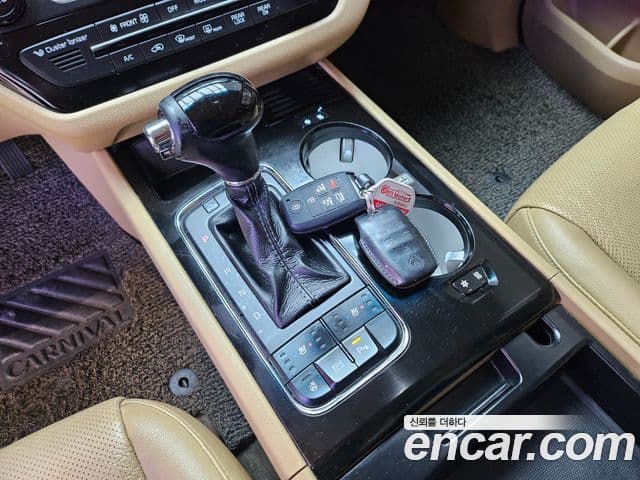 Kia All New Carnival Prestige, 2016 13