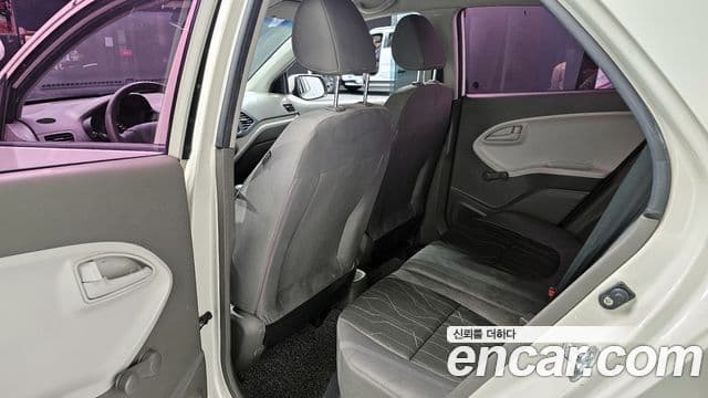 Kia All New Morning Smart, 2013 12