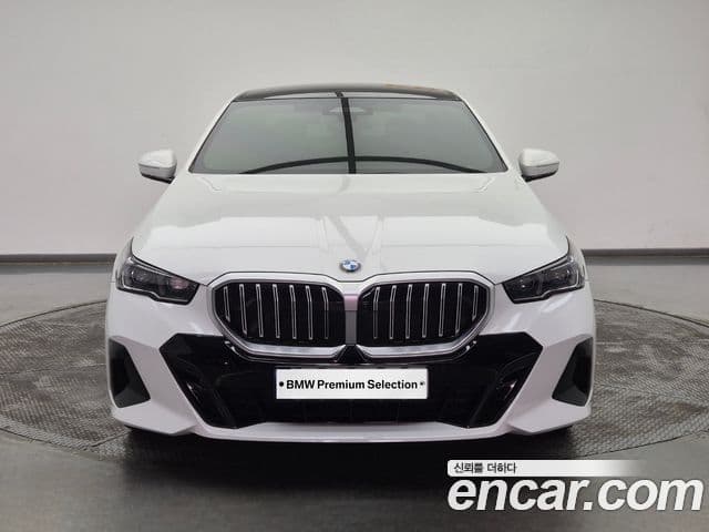 BMW 5시리즈 (G60) 520i M Sport, 2024 2
