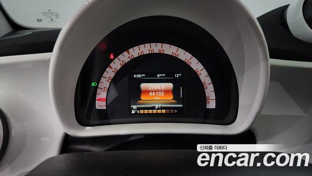 Smart 포투 купе 3세대 1.0 Fashion, 2015 8