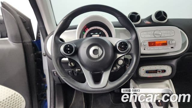 Smart 포투 купе 3세대 1.0 Fashion, 2015 13