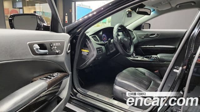 Kia K9 Executive, 2014 11