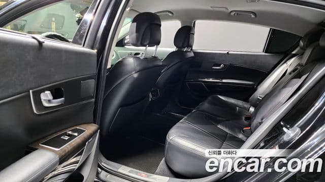 Kia K9 Executive, 2014 13