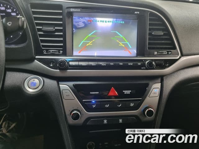 Hyundai Avante AD 1.6 GDI Value Plus, 2017 12