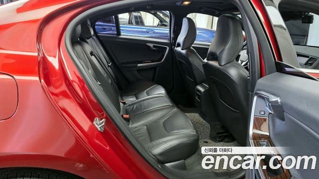 Volvo S60 2세대, 2014 12