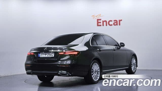 Mercedes-Benz E-класс W213 Exclusive, 2022 2