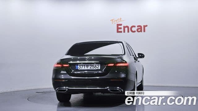Mercedes-Benz E-класс W213 Exclusive, 2022 4