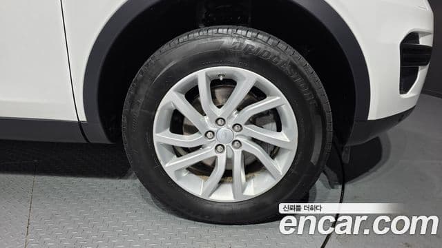 Land Rover Discovery Sport 2.0 TD4 SE, 2017 все фото