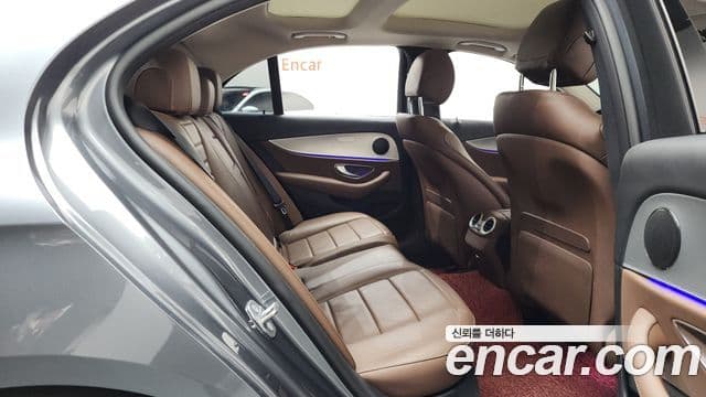 Mercedes-Benz E-класс W213 AMG Line, 2017 12