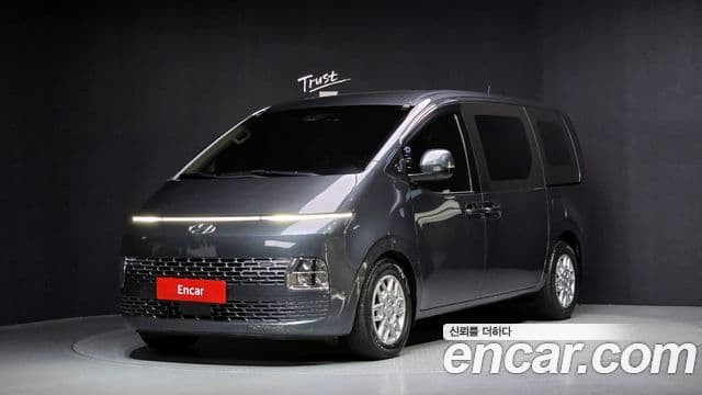 Hyundai Staria Modern, 2022 1