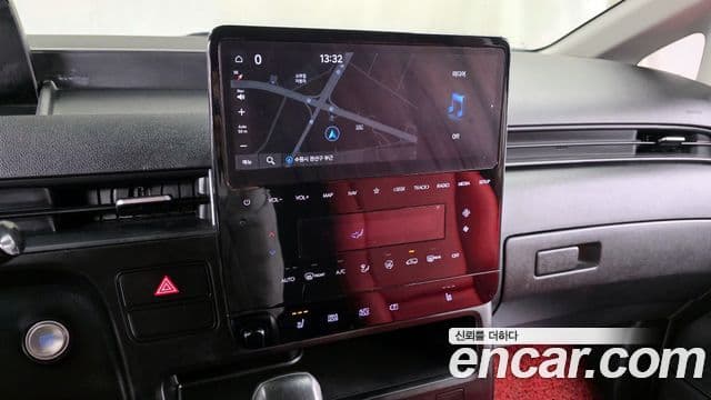 Hyundai Staria Modern, 2022 14