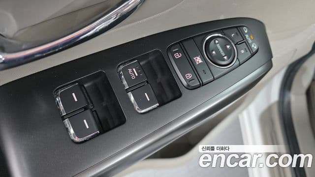 Kia All New Carnival Luxury, 2017 13