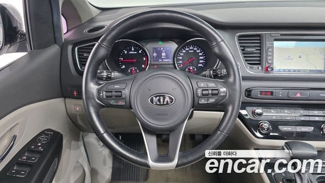 Kia All New Carnival Luxury, 2017 14