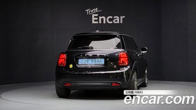 Mini Cooper Электрический (Electric) 3세대, 2024 4