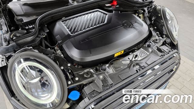 Mini Cooper Электрический (Electric) 3세대, 2024 6