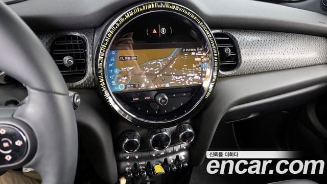 Mini Cooper Электрический (Electric) 3세대, 2024 14