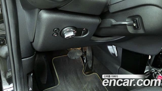 Mini Cooper Электрический (Electric) 3세대, 2024 18