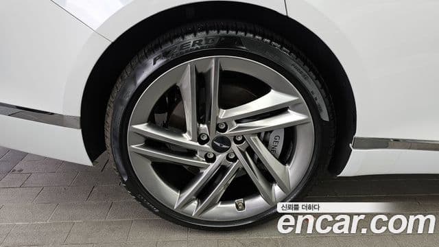 Genesis G80 (RG3) бензин 2.5 турбо AWD, 2025 все фото